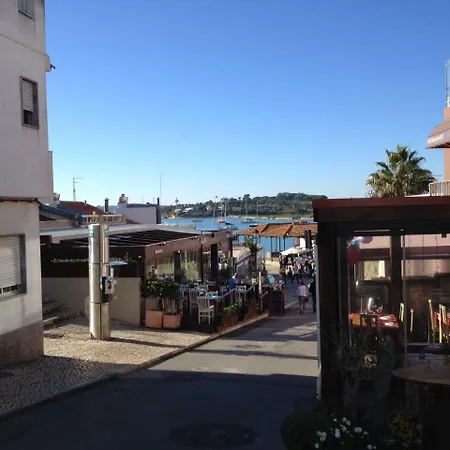 Apartamento Cozy And Comfortable Studio With Balcony 90 M To The Beach Portimão