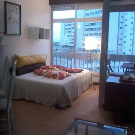 Apartamento Cozy And Comfortable Studio With Balcony 90 M To The Beach